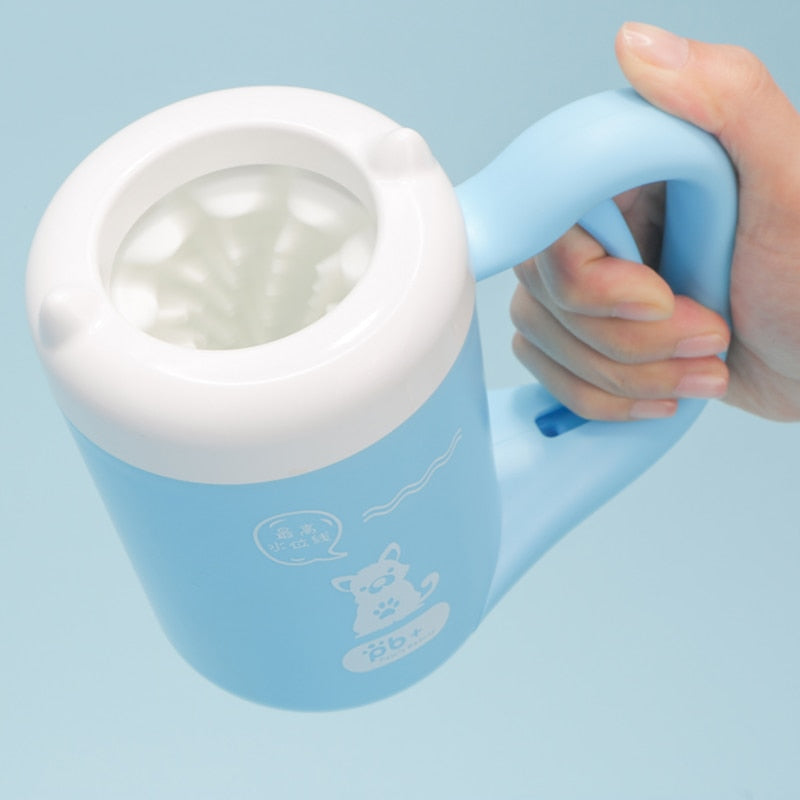 The Muddy Paws Silicone Paw Washer Cup - Clean Paws in Seconds! 🐾💧