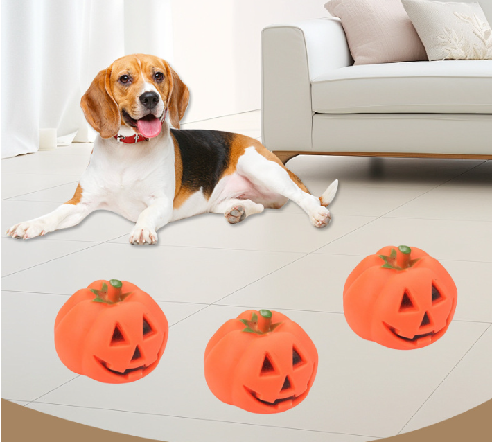Squeaky Halloween Pumpkin Toy for Dogs 🎃