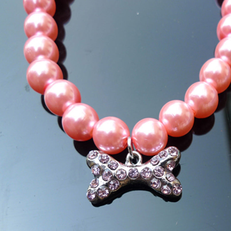The GlamPup Rhinestone Pearl Dog Necklace Collar - Fancy Bling for Your Furry Queen! 🐶💎