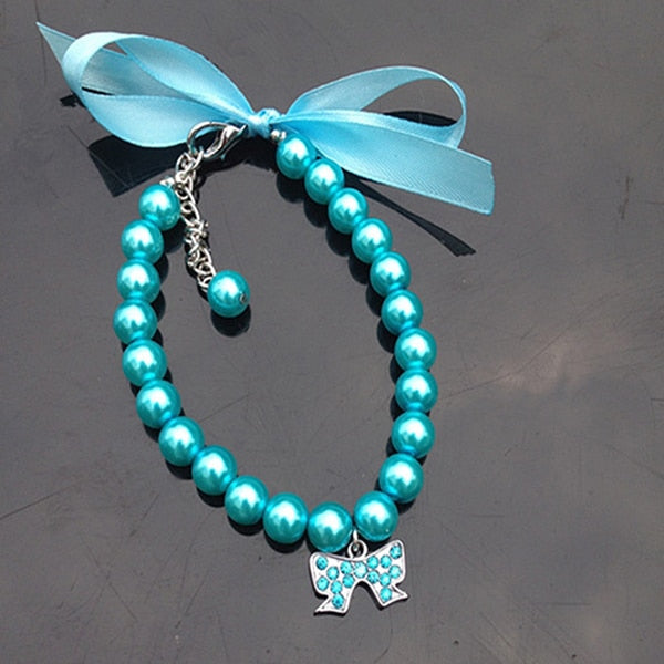 The GlamPup Rhinestone Pearl Dog Necklace Collar - Fancy Bling for Your Furry Queen! 🐶💎